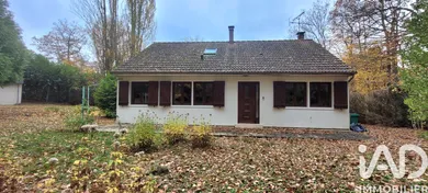 Traditional house at Trie-Château (60590)