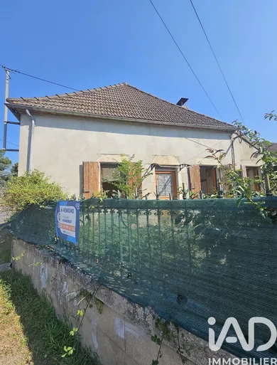 House in Saint-Loup (03150)