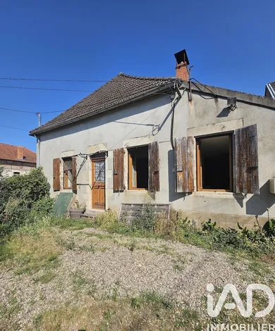House in Saint-Loup (03150)