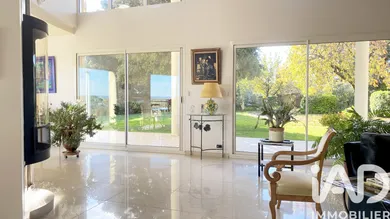 Architectural house in Châteaubernard (16100)