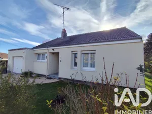 Maison à Saint-Jean-de-la-Ruelle (45140)
