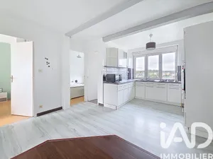 Apartment in Quimper (29000)