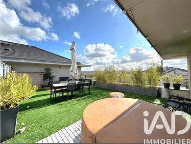 Apartment in Villeneuve-le-Roi (94290)