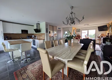 Detached house in Awoingt (59400)