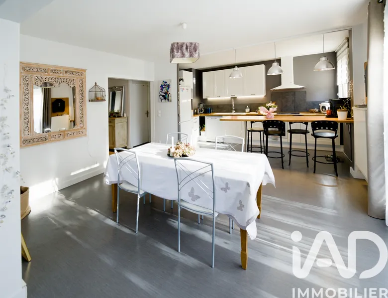 Appartement 5 pièces 93 m² · à Reims · 93 m² · 175 000 €