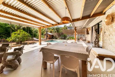 House at Sainte-Marie (97438)