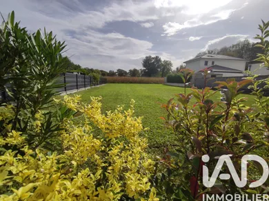 Terrain à Idron (64320)