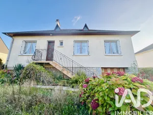 Maison à Pleine-Fougères (35610)