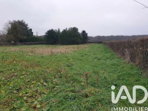 Land at Beaumont-le-Roger (27170)