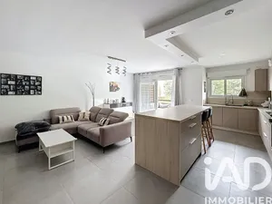 Appartement à Reignier-Ésery (74930)