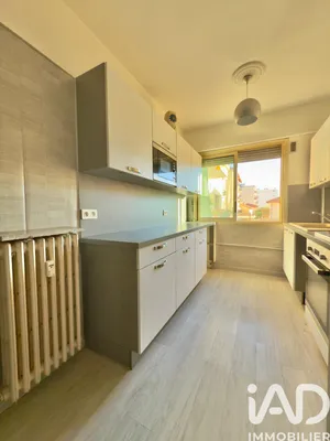 Apartment in Saint-Laurent-du-Var (06700)