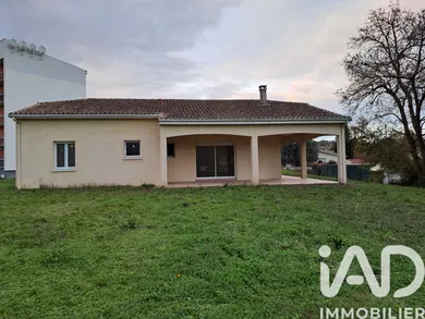 Detached house in Miramont-de-Guyenne (47800)