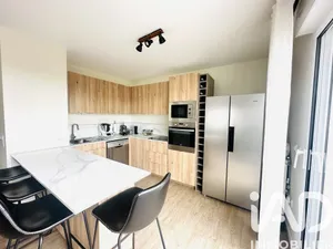 Apartment at Mont-Saint-Aignan (76130)