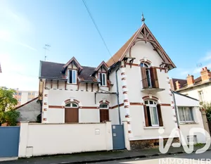 Townhouse at Montluçon (03100)