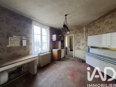 Immeuble à Breteuil (27160)