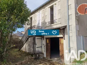 House at Peyrelevade (19290)