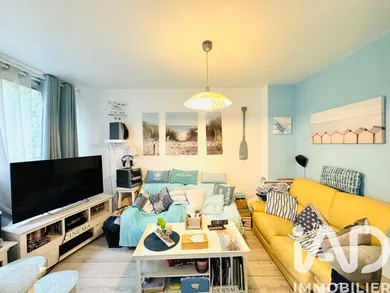 Apartment in Savigny-sur-Orge (91600)