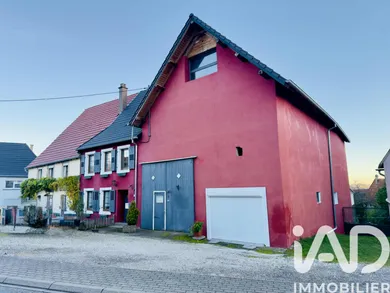 Village house in Bining (57410)