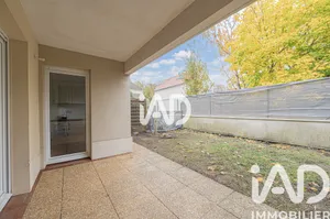 Apartment in Chessy (77700)