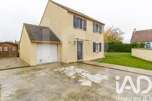 House at Cuvilly (60490)