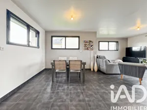 House in Laval (53000)