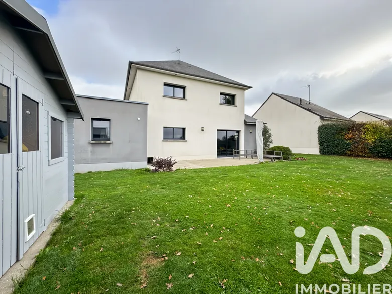 Maison 5 pièces 113 m² · à Laval · 113 m² · 320 000 €