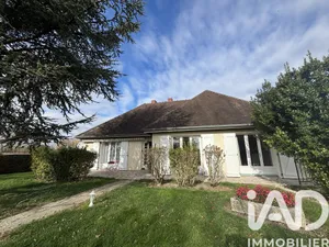 Maison traditionnelle à Saint-Germain (10120)