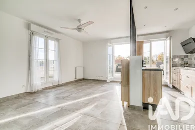Appartement à Villeneuve-Saint-Denis (77174)