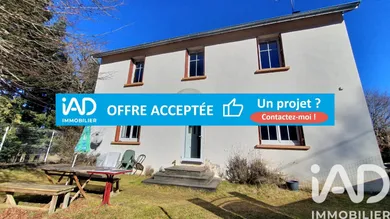 House at Mazaye (63230)