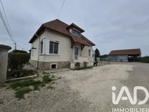 House at Charny-le-Bachot (10380)