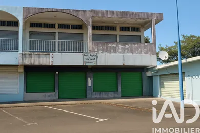 Building at Saint-Benoît (97470)