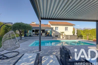 House at Seyssins (38180)