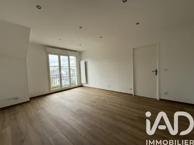 Apartment in Melun (77000)