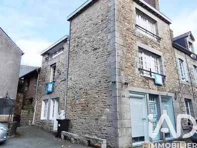 Maison à Saint-Aubin-du-Cormier (35140)