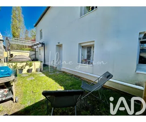 Apartment at Maffliers (95560)