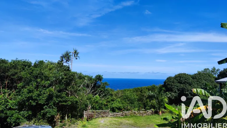 Terrain à Saint-Philippe (97442) · 85 000 €