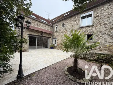 House in Crécy-la-Chapelle (77580)