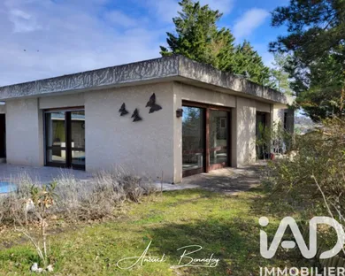 Traditional house at Saint-Donat-sur-l'Herbasse (26260)