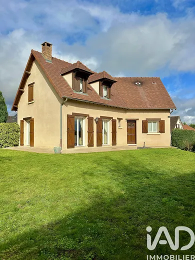 House at Saint-Julien-les-Villas (10800)