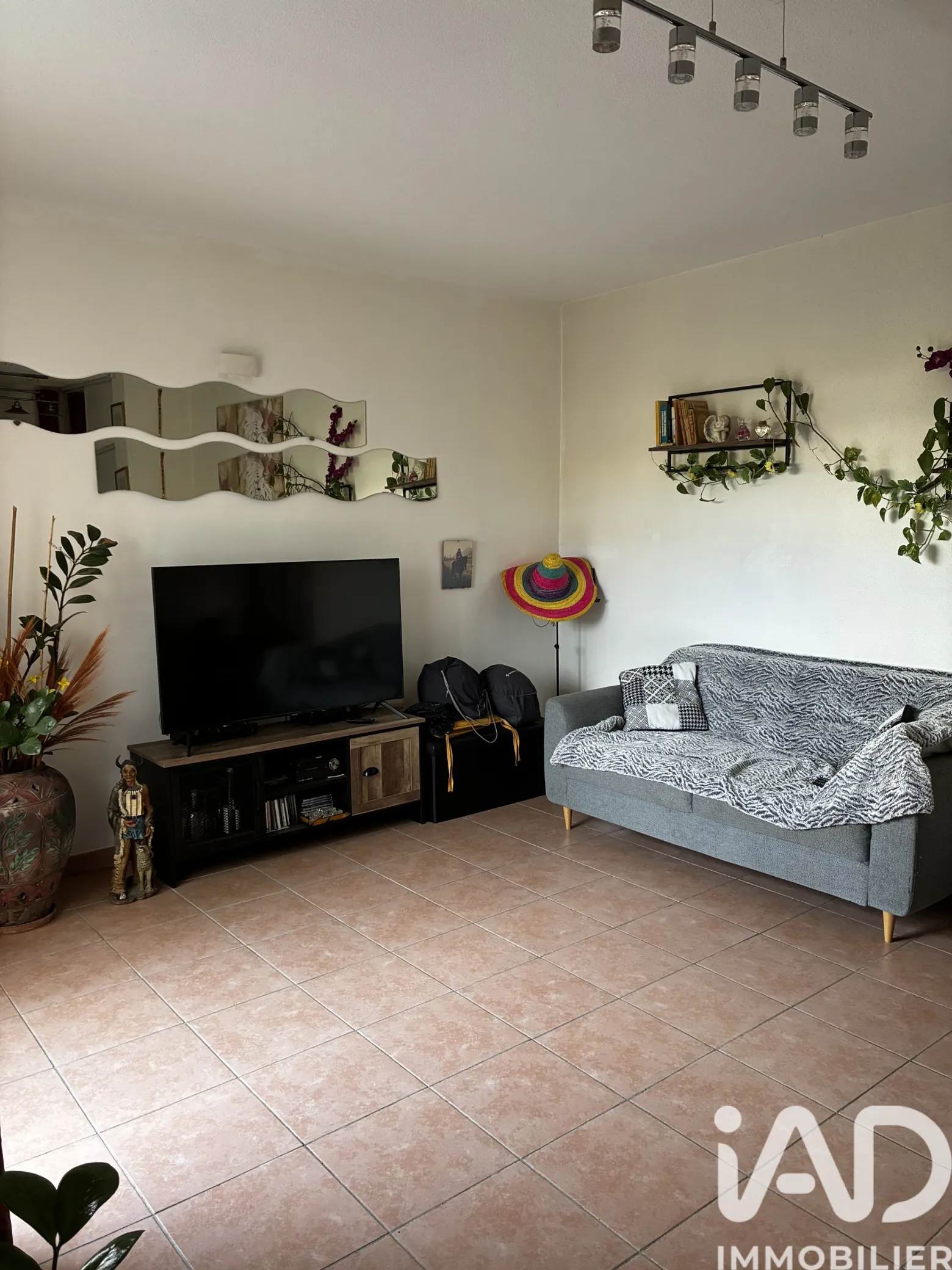 Vente appartement à Miramas (13140) : appartement 2 pièces 46 m² — 2
