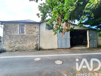 Grange à Le Champ-Saint-Père (85540)