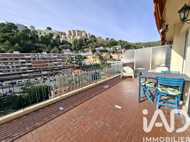 Apartment in Nice (06100)