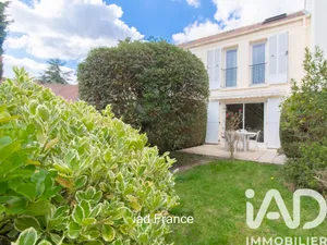 Maison à Élancourt (78990)