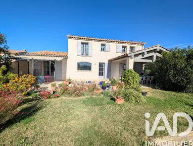 House in Beaumes-de-Venise (84190)