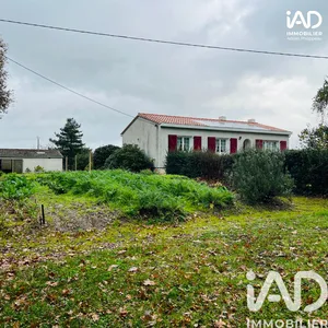 House at Château-Thébaud (44690)