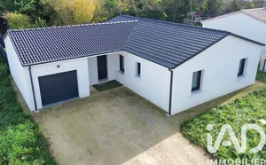 Maison à Neuville-de-Poitou (86170)