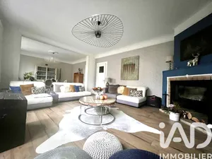 Mansion at Gondecourt (59147)