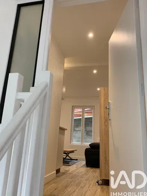 Building at Vitry-sur-Seine (94400)