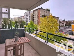 Apartment in Lyon (69008)