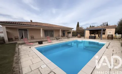 Maison traditionnelle à Saint-Geniès-de-Malgoirès (30190)